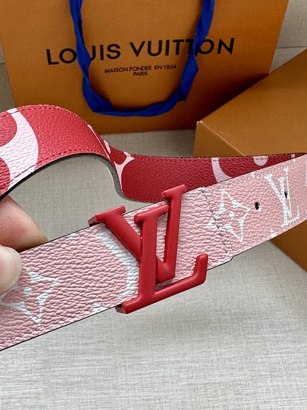 激安ルイヴィトンベルト背面デザイン